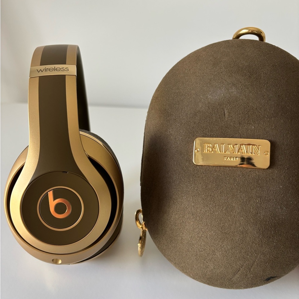 Balmain x Beats by Dre Studio3 Wireless Headphones - Gold and Olive - Picture 6 of 7